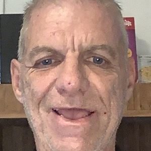 Meet your Posher, Harms